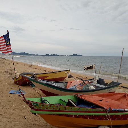 Amanda Homestay Dungun 1 外观 照片